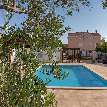 Bungalov Medanic - Private Pool Privlaka  Buitenkant foto