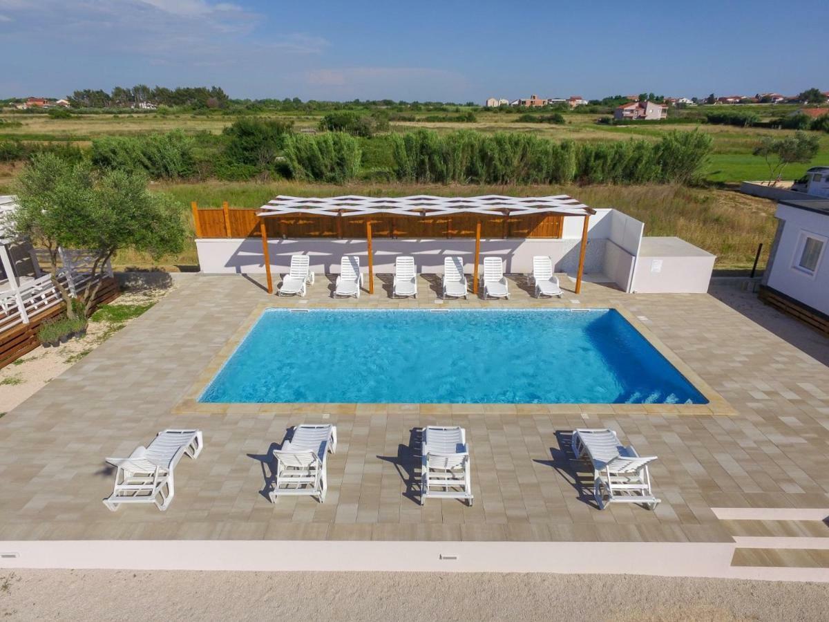 Bungalov Medanic - Private Pool Privlaka  Buitenkant foto